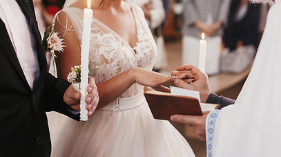 Alianças de casamento representando o Módulo IV - Ressignificar